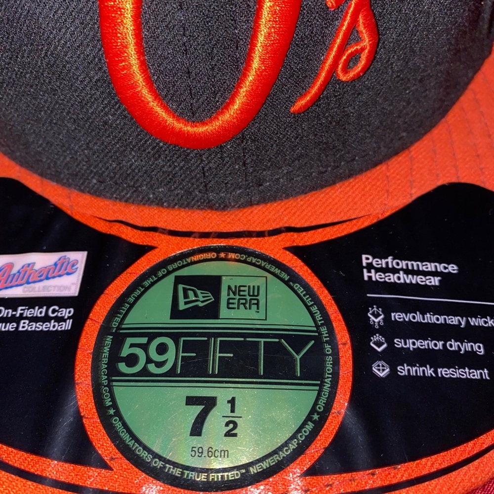 New Era hat - Picture 2 of 3